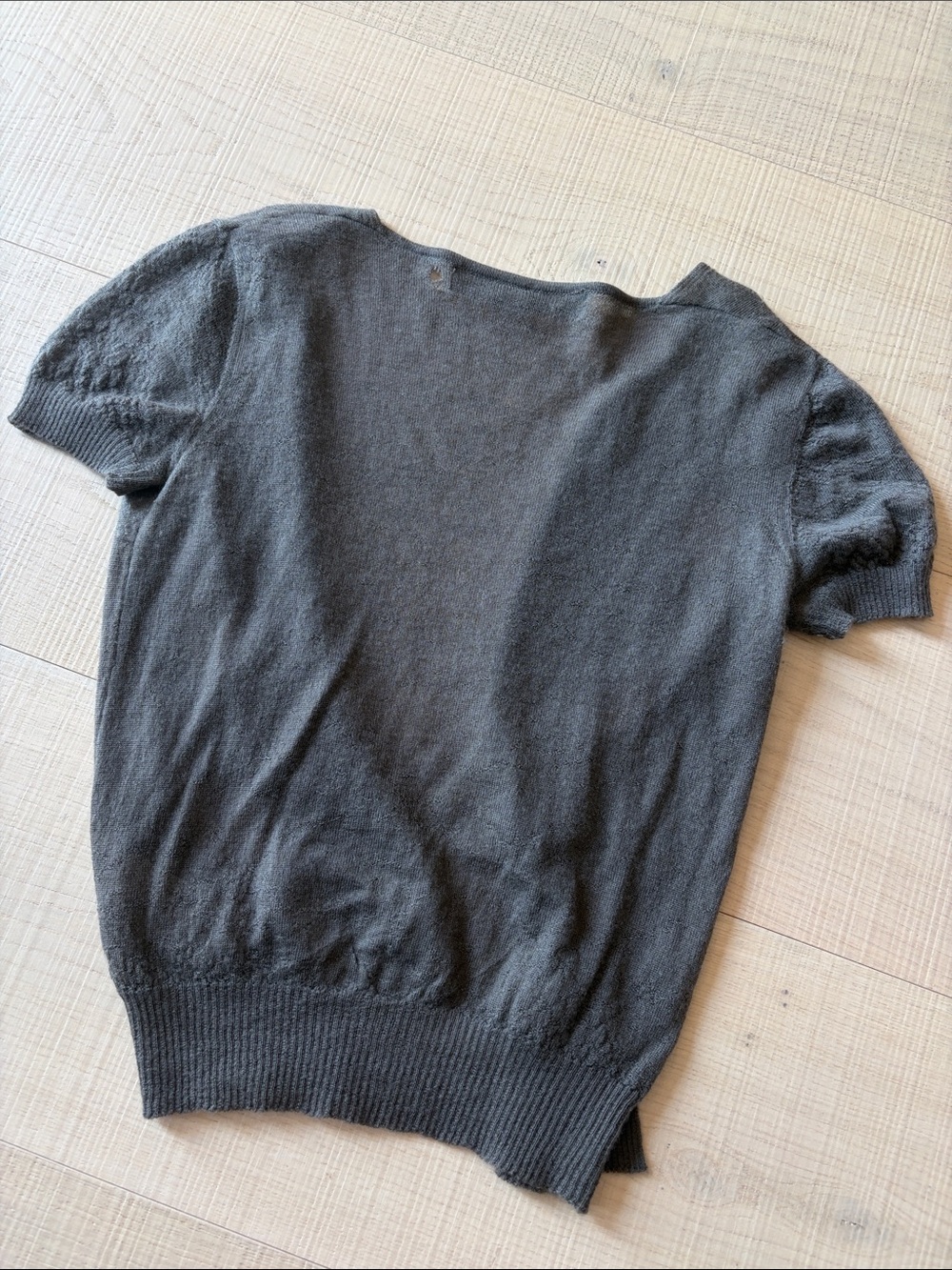 Rick Owens 100% cashmere hole detail short-sleeve cardigan - Picture 4 of 8